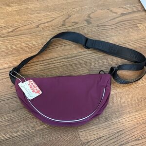 NWT FP Movement Women's Bulls Eye Sling Bag